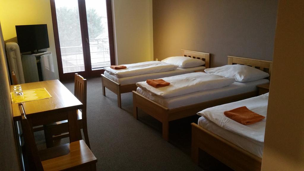 hotel KORUNA Roznov pod Radhostem Ruang foto