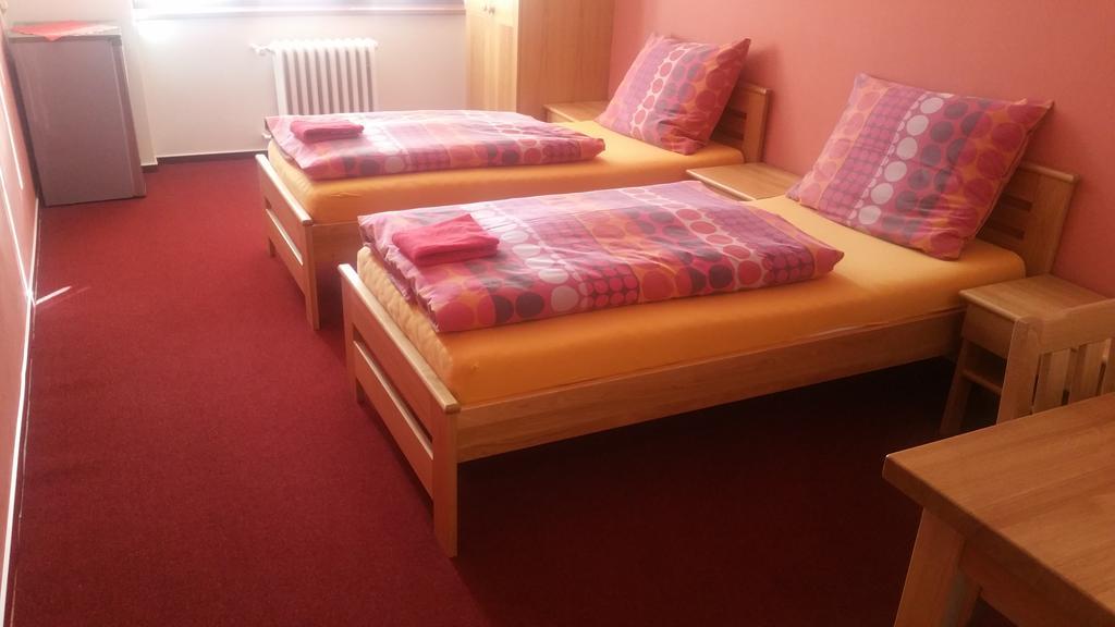 hotel KORUNA Roznov pod Radhostem Ruang foto