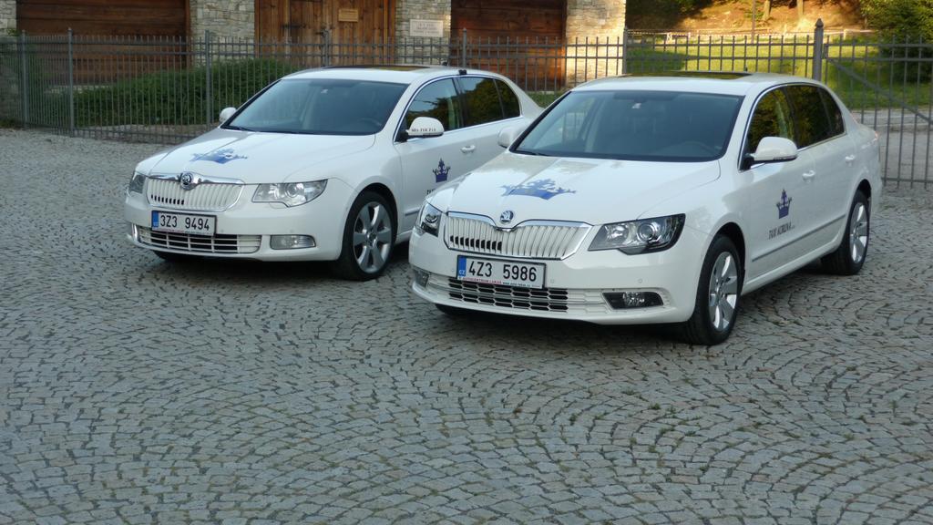 hotel KORUNA Roznov pod Radhostem Bagian luar foto