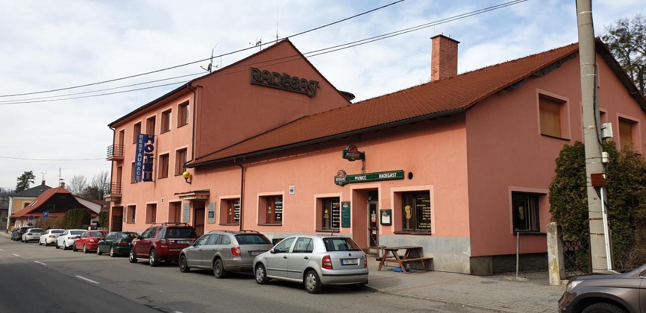hotel KORUNA Roznov pod Radhostem Bagian luar foto